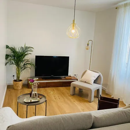 Apartment Luxury Flat Near Paris &