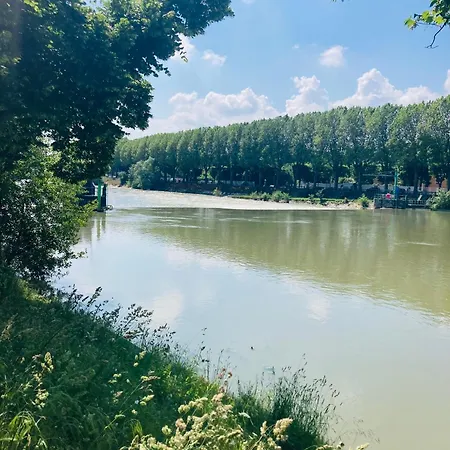 Luxury Flat Near Paris &
